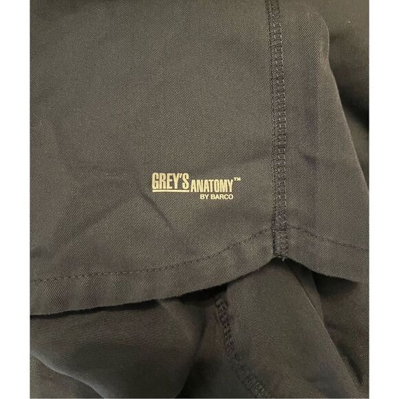 Grey’s Anatomy Dark Navy Blue Short Sleeve Active Scrub Top - Picture 4 of 4